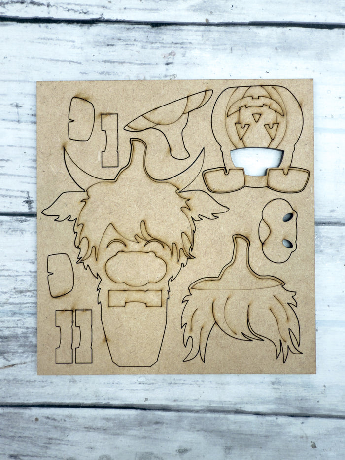 Highland Cow with Candy bucket Hugger Kit