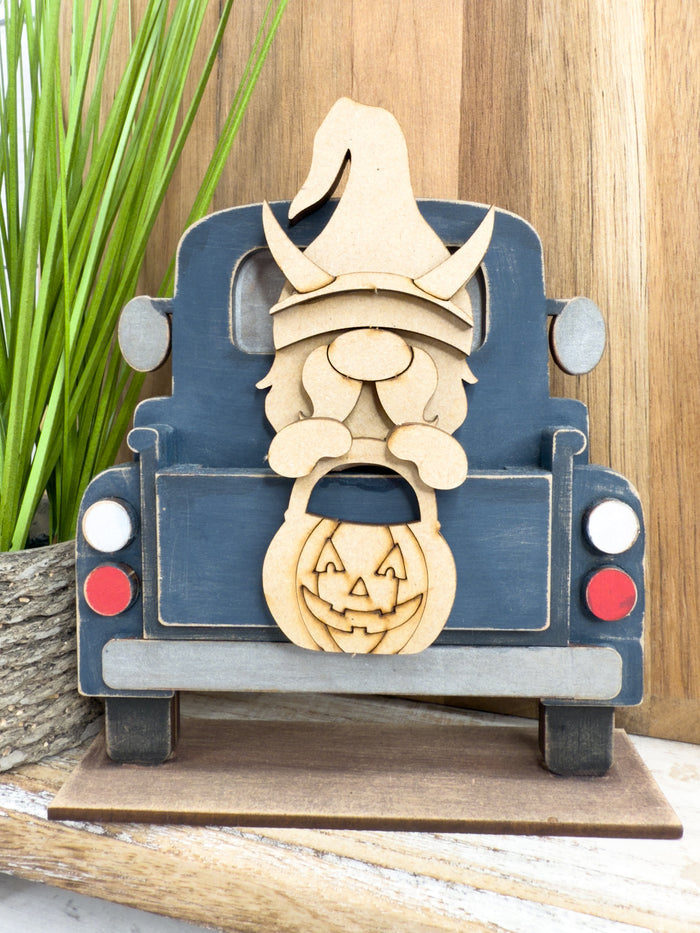 Horns Gnome with Candy Bucket Hugger Kit