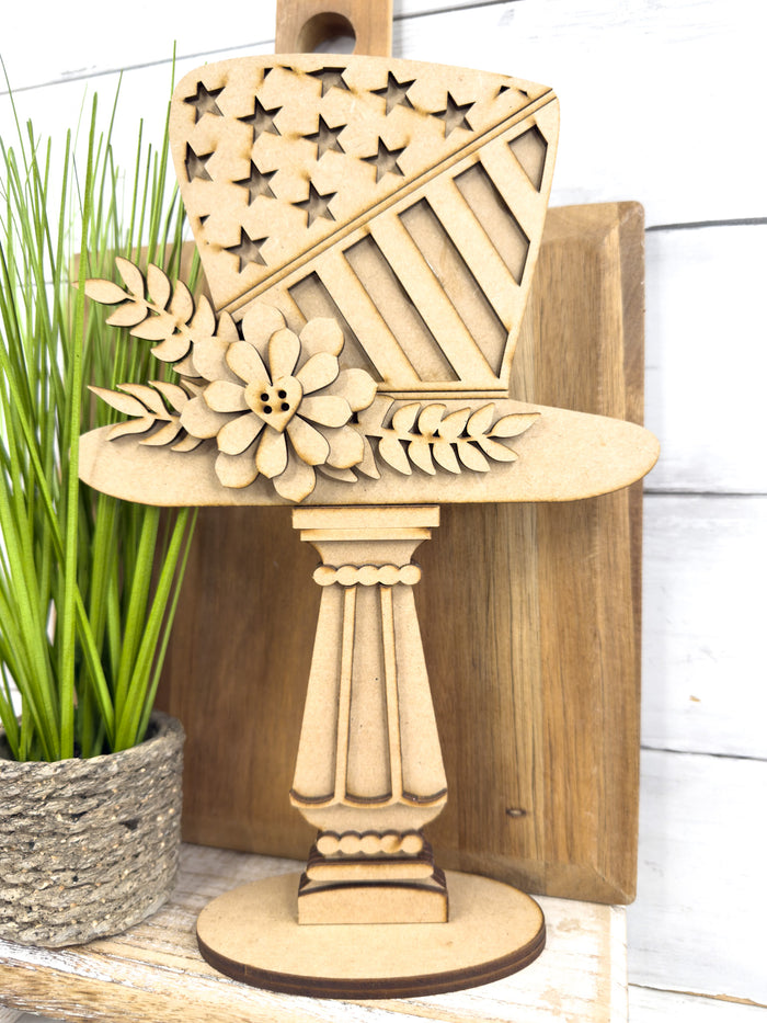 Patriotic Flourish Hat Insert for Spindle Base