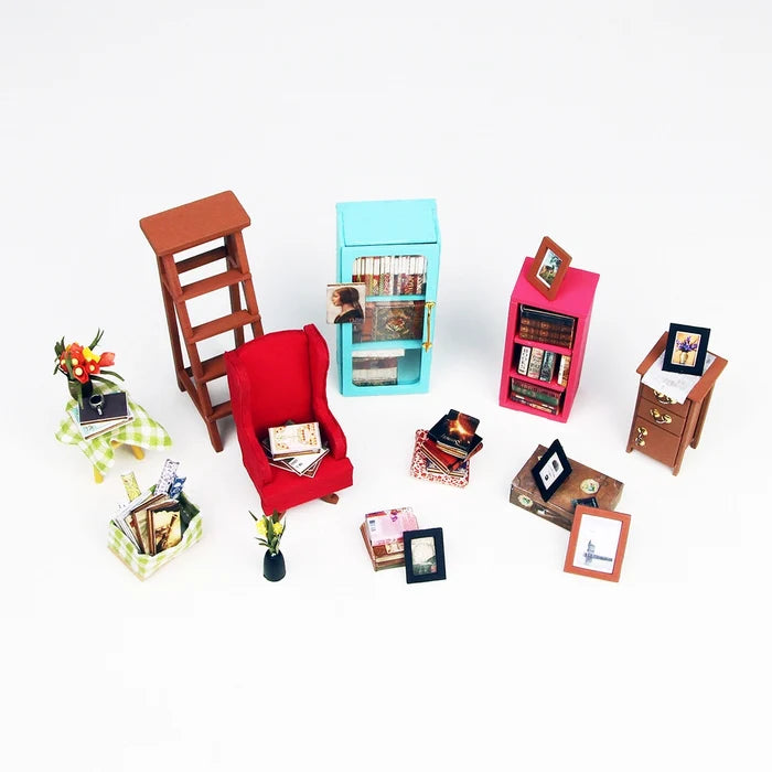 Sam's Study Miniature Room Kit