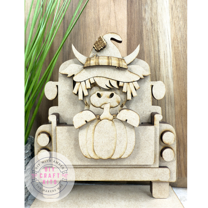 Scarecrow Highland Cow and Pumpkin Hugger Kit
