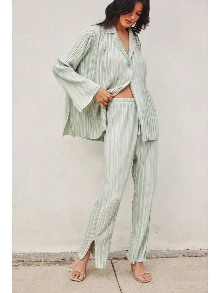 Vibe Check Pleated Wide Leg Pants