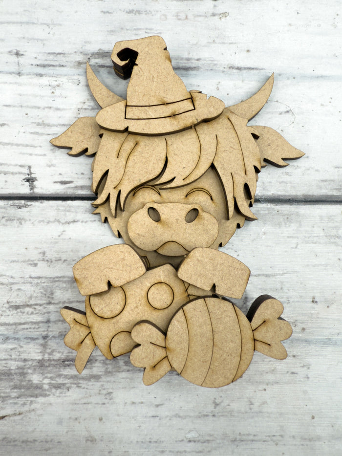 Witch Hat Highland Cow with Candy Hugger Kit